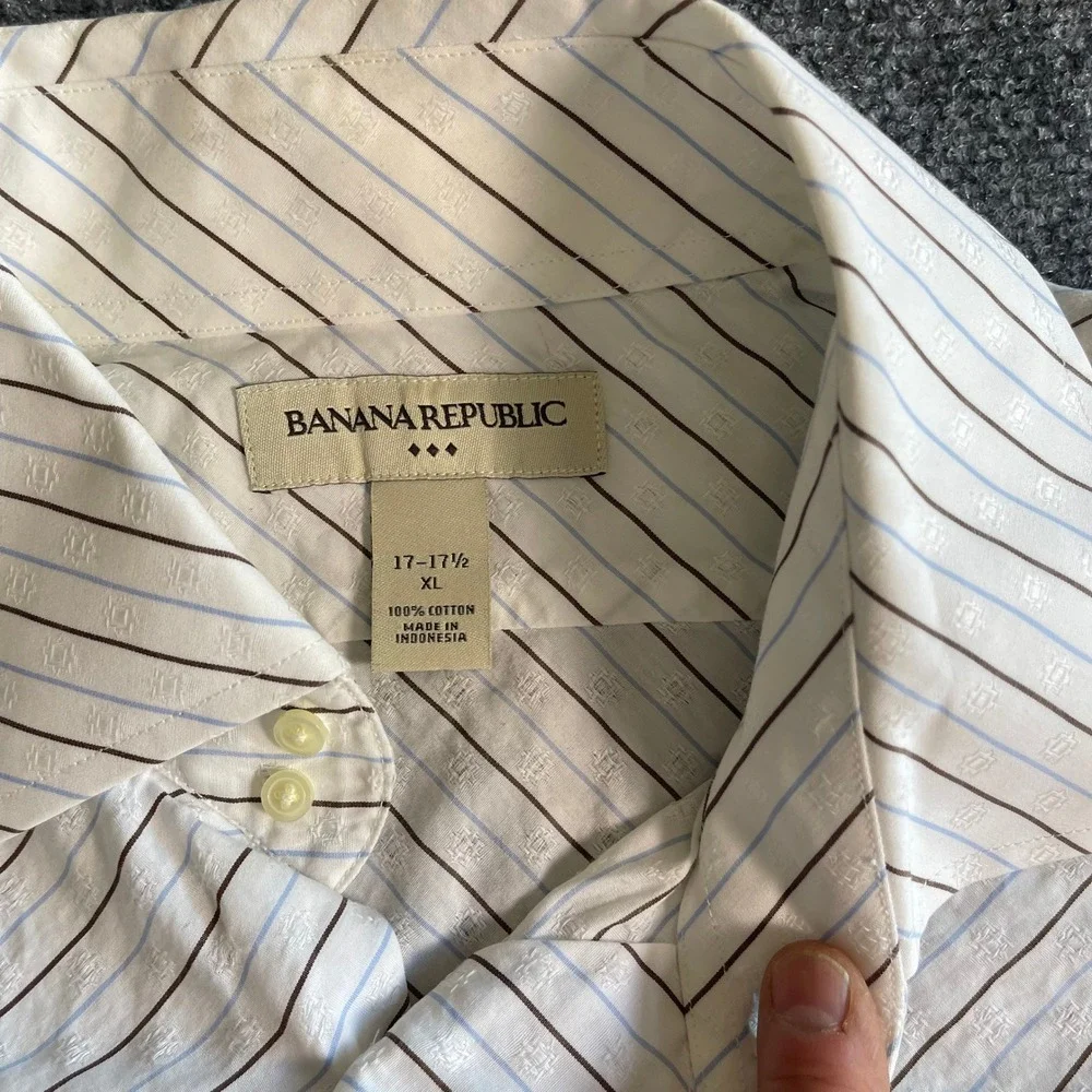 Banana Republic Mens XL White Diagonal Stripe Dobby‎ Cotton Button Down Shirt